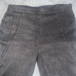 INC FAUX SUEDE SKINNY PANTS-no pockets